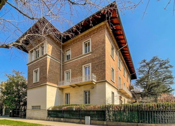 appartamento in vendita a Torino in zona Crocetta