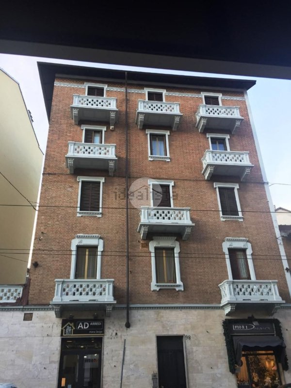 appartamento in vendita a Torino in zona Borgo San Paolo