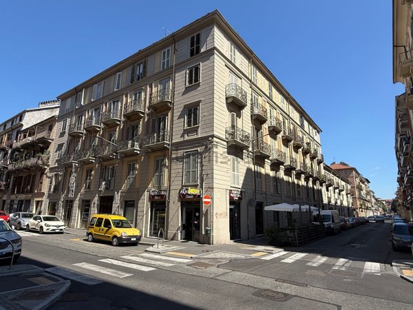 appartamento in vendita a Torino in zona Aurora