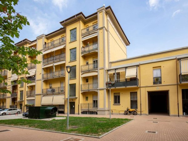 appartamento in vendita a Torino in zona Cenisia