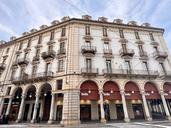 appartamento in vendita a Torino in zona Centro Storico