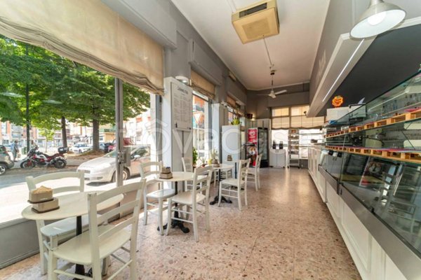 negozio in vendita a Torino in zona Madonna di Campagna