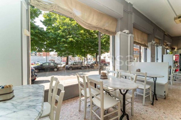 negozio in vendita a Torino in zona Madonna di Campagna