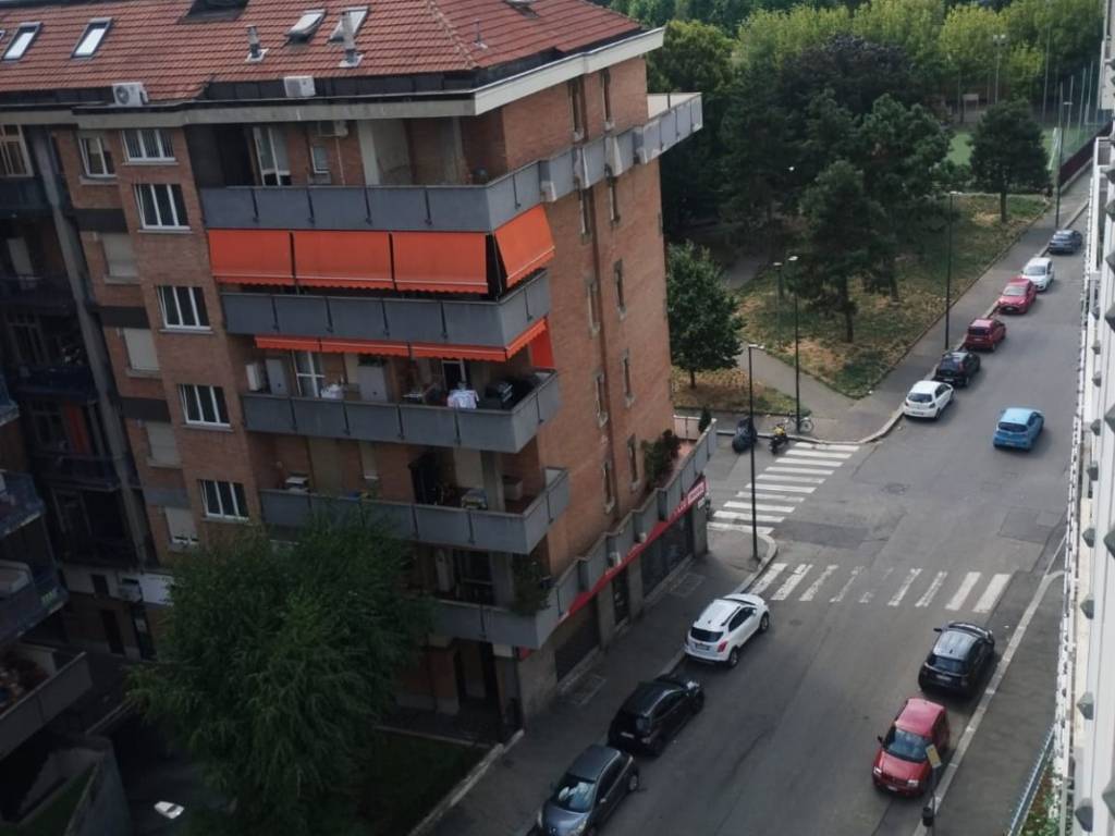 appartamento in vendita a Torino in zona Parella