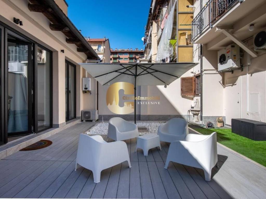 casa indipendente in vendita a Torino in zona Vanchiglia