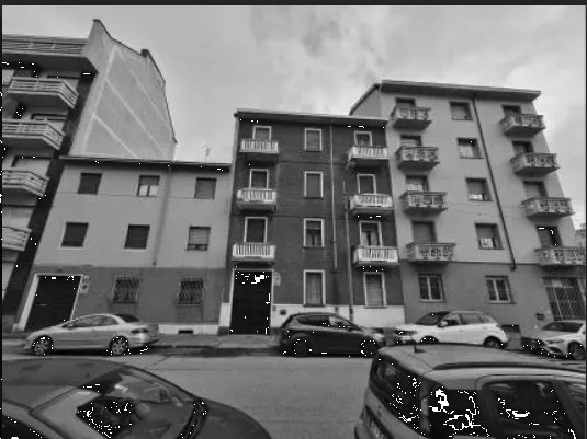 appartamento in vendita a Torino in zona Parella