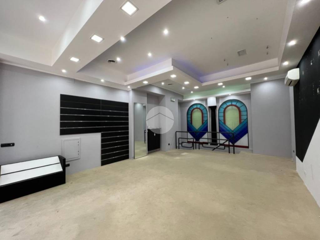 negozio in vendita a Torino in zona Centro Storico