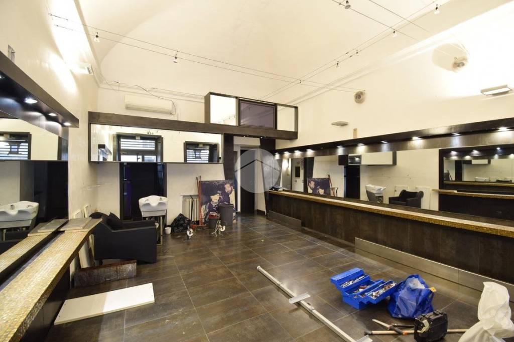 negozio in vendita a Torino in zona Centro Storico