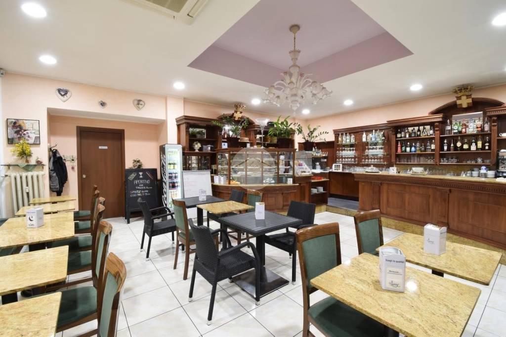 negozio in vendita a Torino in zona Centro Storico