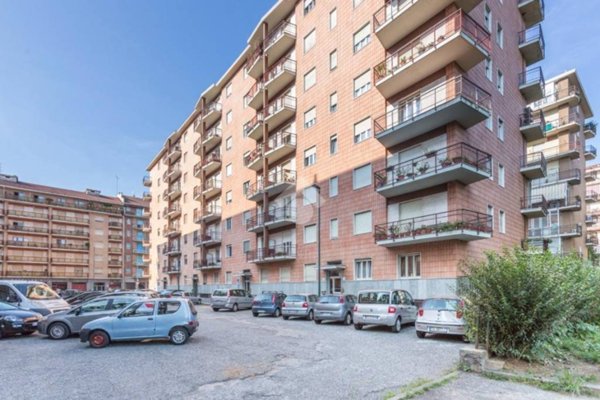 appartamento in vendita a Torino in zona Borgata Vittoria
