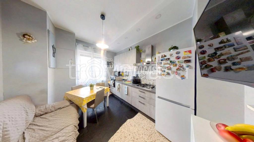 appartamento in vendita a Torino in zona Borgata Vittoria