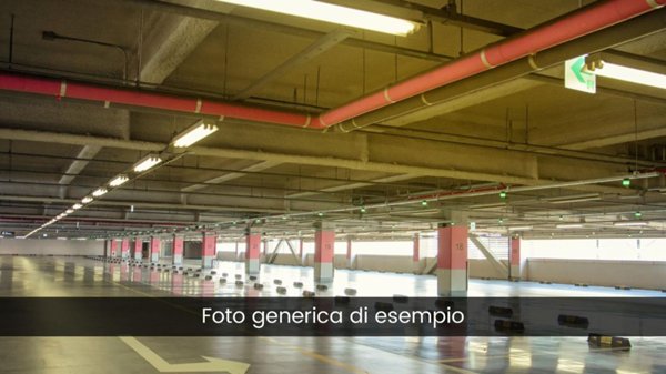 negozio in vendita a Torino in zona Rebaudengo