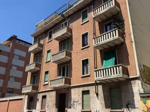appartamento in vendita a Torino in zona San Salvario