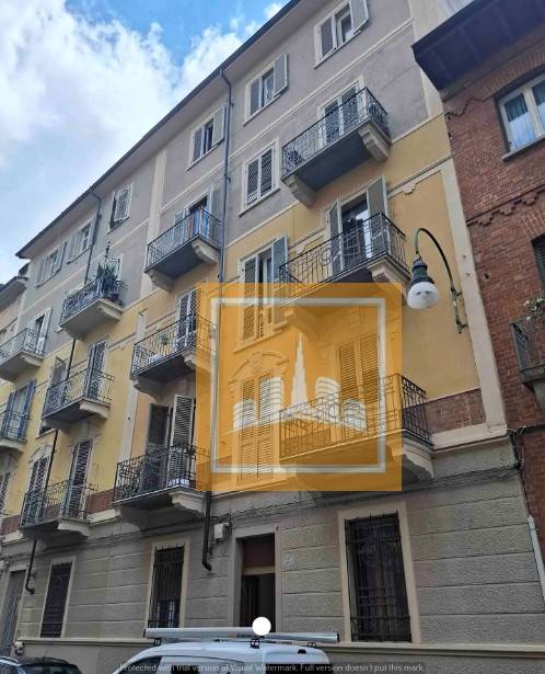 appartamento in vendita a Torino in zona Cenisia