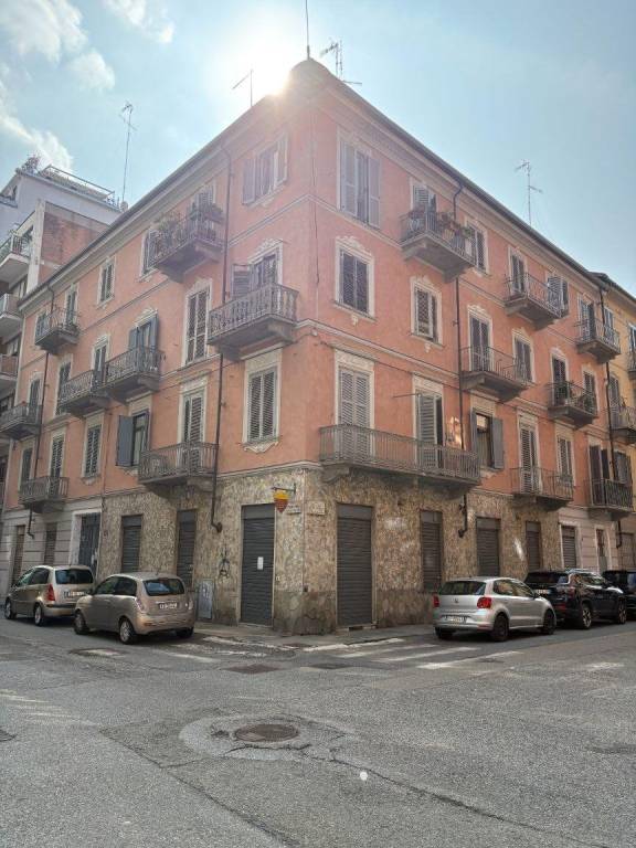 appartamento in vendita a Torino in zona San Salvario