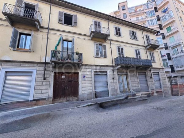 appartamento in vendita a Torino in zona Cenisia