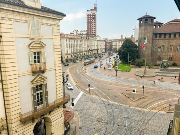 appartamento in vendita a Torino in zona Centro Storico