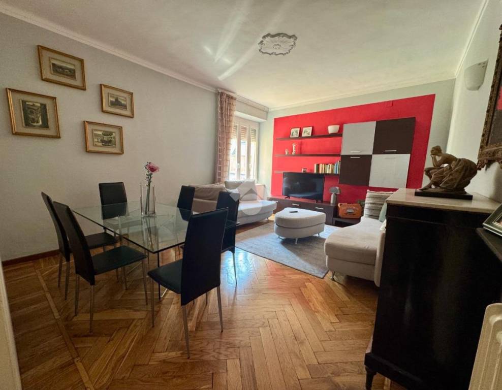 appartamento in vendita a Torino in zona Crocetta