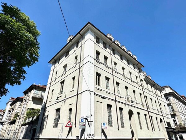 appartamento in vendita a Torino in zona Centro Storico