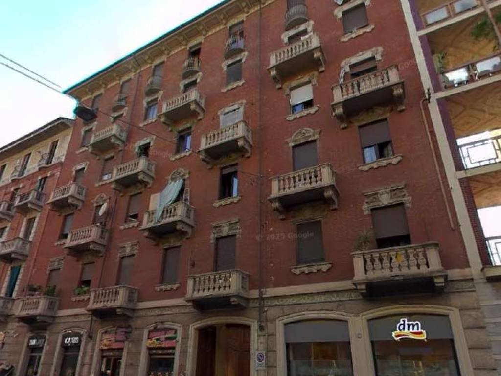 appartamento in vendita a Torino in zona Aurora