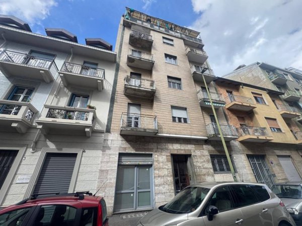 appartamento in vendita a Torino in zona Parella