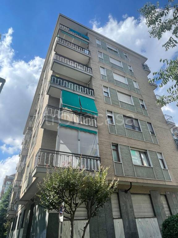 appartamento in vendita a Torino in zona Mirafiori Sud