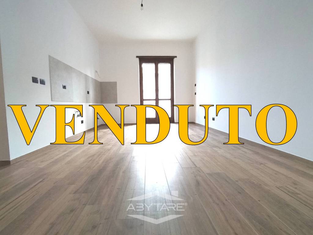 appartamento in vendita a Torino in zona Santa Rita