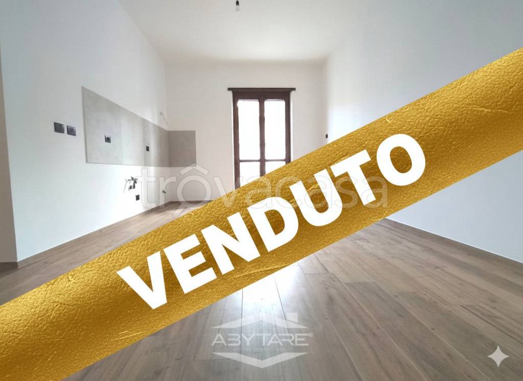appartamento in vendita a Torino in zona Santa Rita