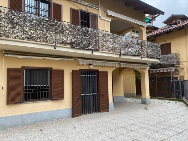 casa indipendente in vendita a Torino in zona Barriera di Milano