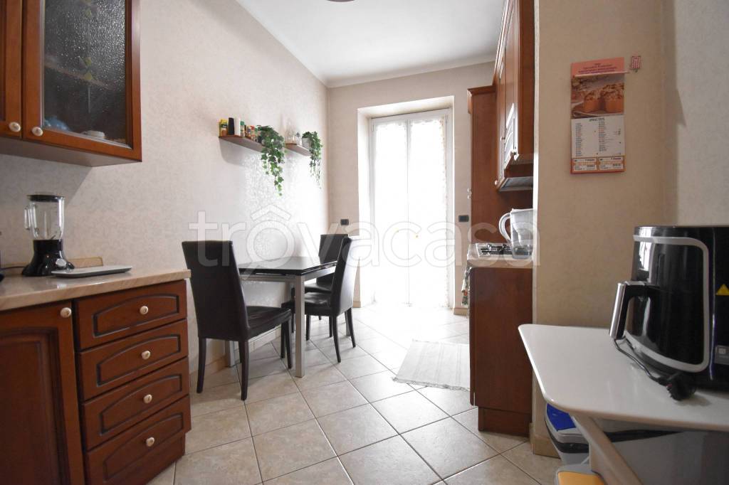 appartamento in vendita a Torino in zona Parella