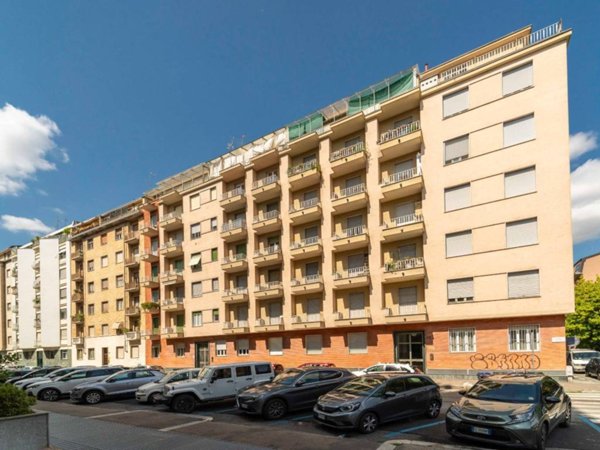 appartamento in vendita a Torino in zona Cit Turin