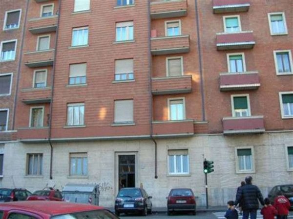 appartamento in vendita a Torino in zona Aurora