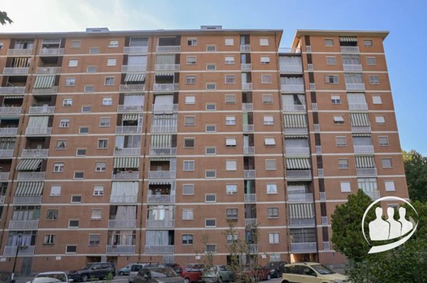 appartamento in vendita a Torino in zona Falchera