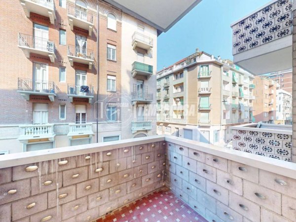 appartamento in vendita a Torino in zona San Salvario