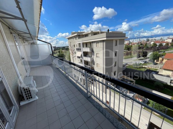 appartamento in vendita a Torino in zona Pozzo Strada