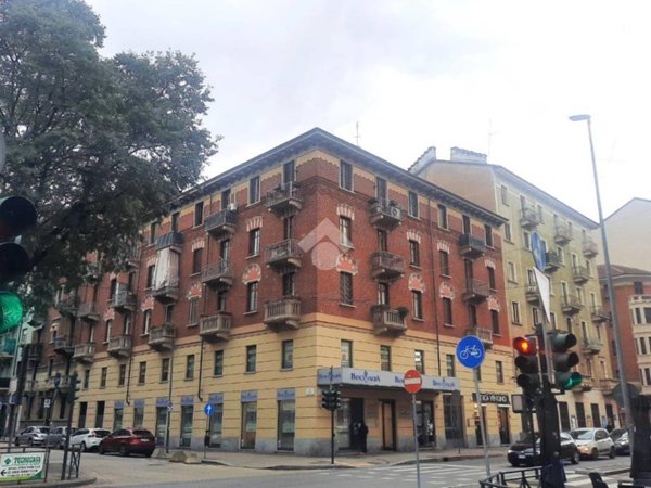 appartamento in vendita a Torino in zona Lingotto