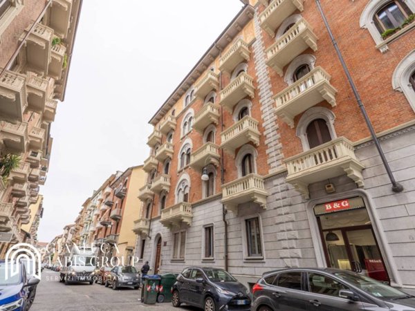 appartamento in vendita a Torino in zona Borgo San Paolo