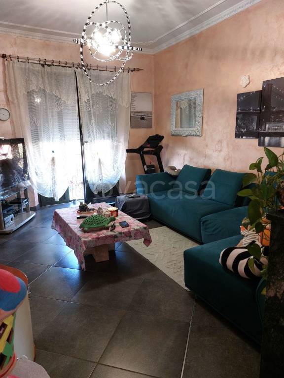 appartamento in vendita a Torino in zona Lucento