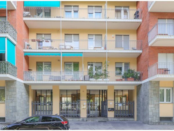 appartamento in vendita a Torino in zona Santa Rita