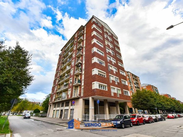 appartamento in vendita a Torino in zona Mirafiori Nord