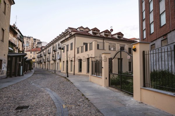 appartamento in vendita a Torino in zona Aurora