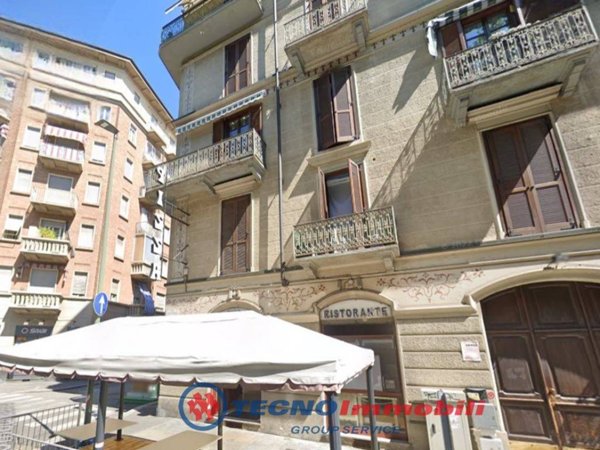 locale commerciale in vendita a Torino in zona Barriera di Milano