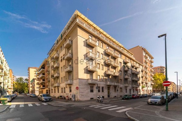 appartamento in vendita a Torino in zona Pozzo Strada