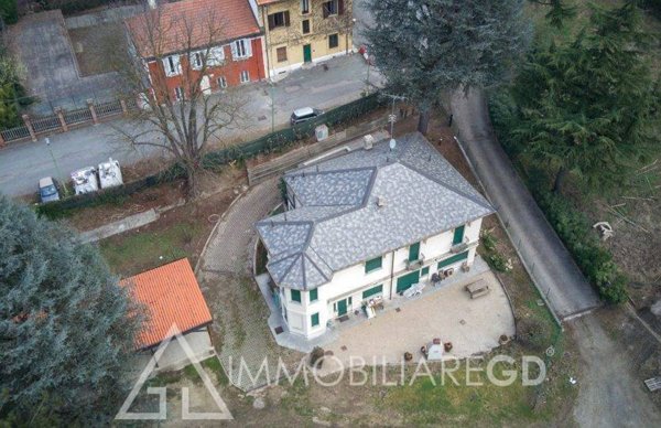 casa indipendente in vendita a Torino in zona Cavoretto
