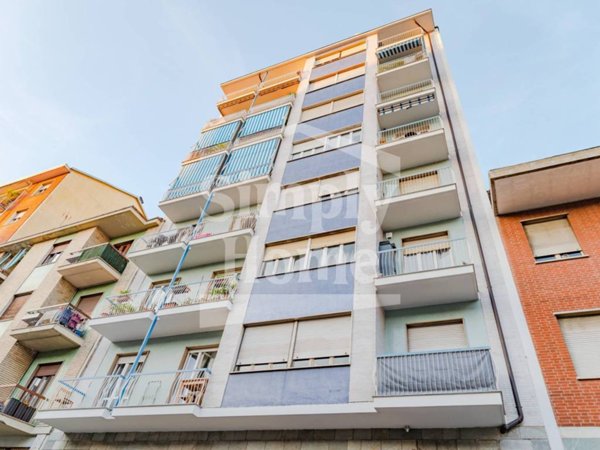 appartamento in vendita a Torino in zona Lucento