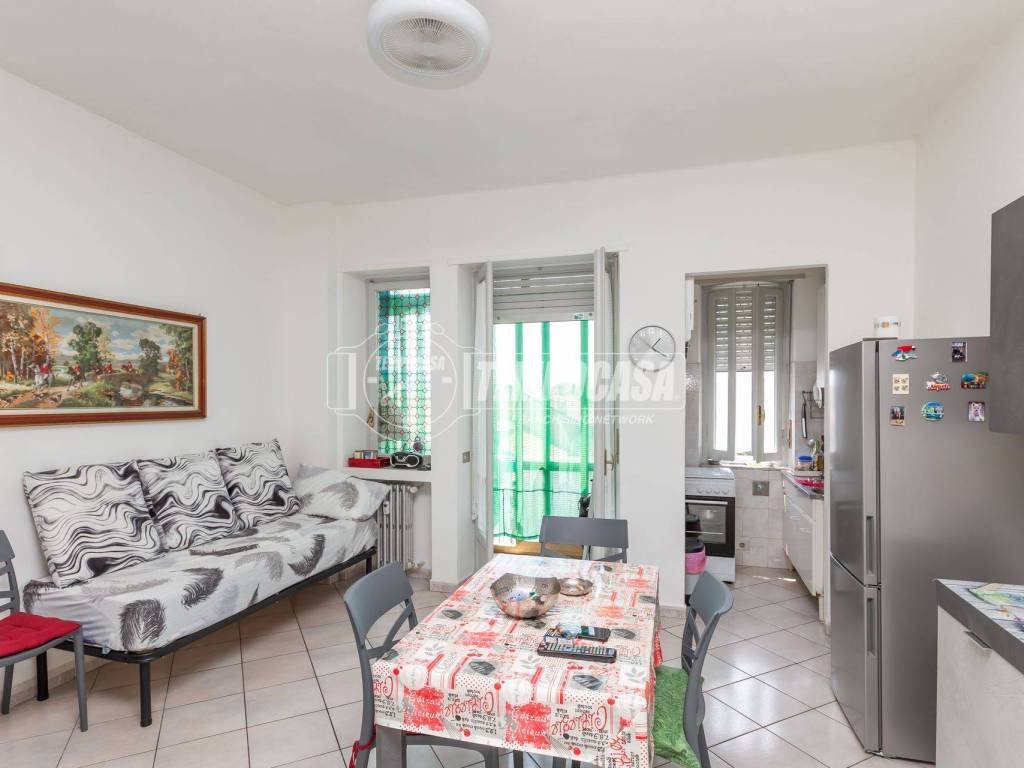 appartamento in vendita a Torino in zona Barca