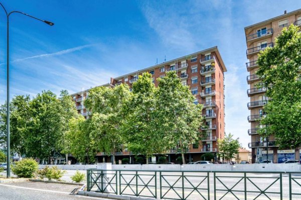 appartamento in vendita a Torino in zona Borgata Vittoria