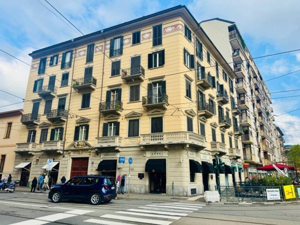 appartamento in vendita a Torino in zona San Salvario