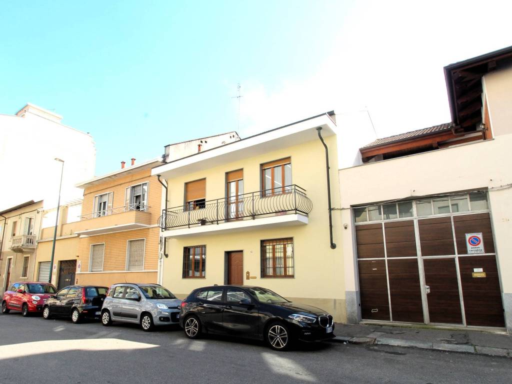 appartamento in vendita a Torino in zona Mirafiori Sud