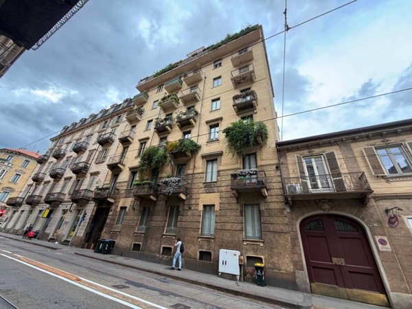 appartamento in vendita a Torino in zona San Salvario
